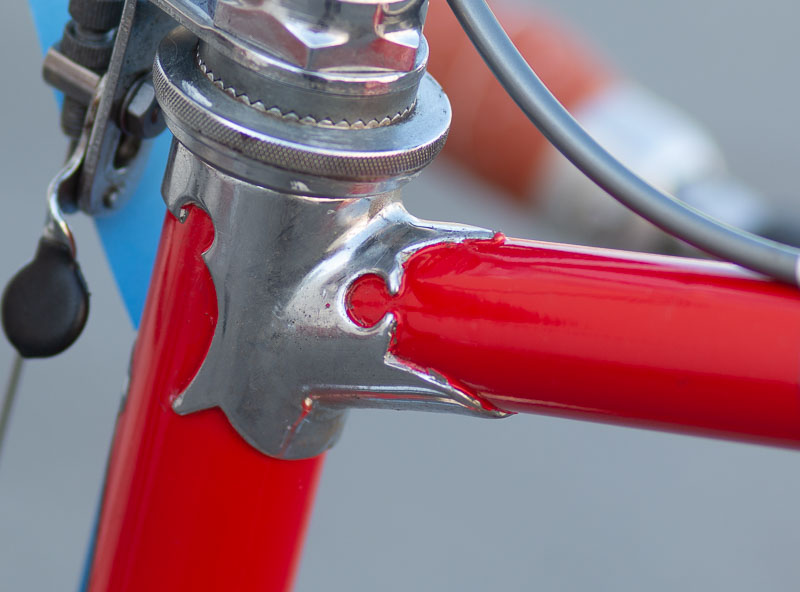 Windsor Carrera vintage road bike. Used Bikes from the Bay Area's Bicycle Exchange, Palo Alto. Available at https://shop.bikex.org